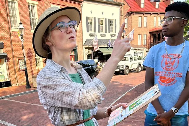 Annapolis Outdoor Painting Activity - Image 2