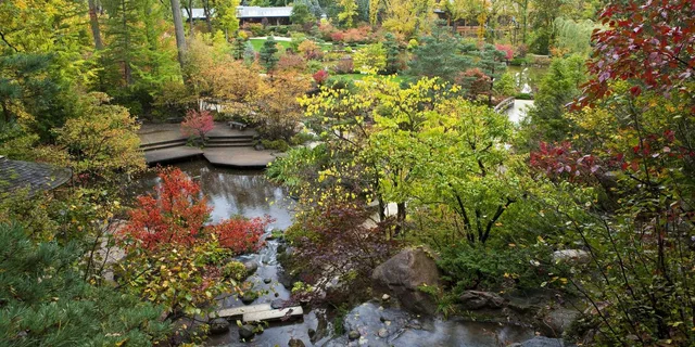 Chicago Lake Geneva and Anderson Japanese Gardens Tour - Image 5