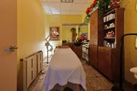 Las Vegas Reflexology & Hot Stone Massage Combo thumbnail 4