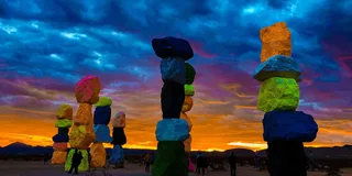 Las Vegas Seven Magic Mountains Desert Tour
