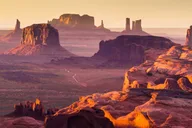 Monument Valley Self-Guided Audio Driving Tour thumbnail 1