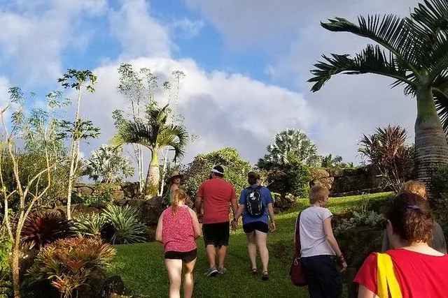 Princeville Botanical Gardens Chocolate Tasting Tour - Image 5