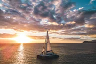 Oahu Sunset Catamaran Sail 2 hr thumbnail 2