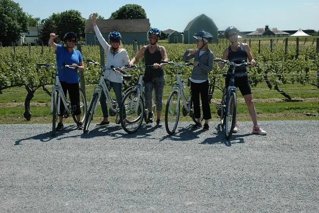 Mattituck Bike Wine Country and Orchard Tour - Image 5