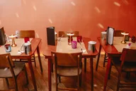 Brooklyn Candle Making Class in Speakeasy thumbnail 5