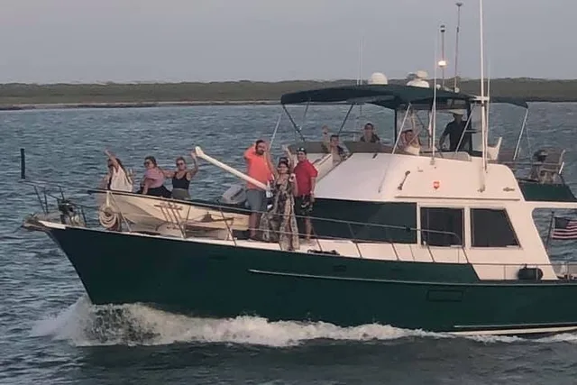 Port Aransas Party Cruise - Image 3