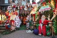 Brooklyn Dyker Heights Festivities Tour thumbnail 2