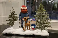 Chicago Christmas Tree Crawl thumbnail 4