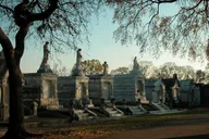 New Orleans City and Cemetery Tour thumbnail 2