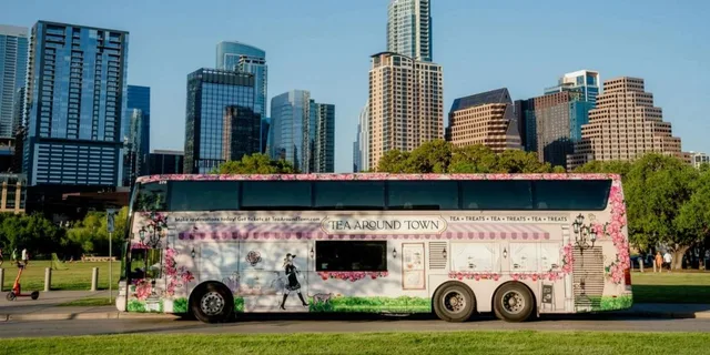 Austin Tea Bus Tour with Live Music 1.5 hr - Image 1