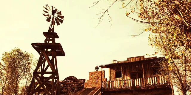 Tombstone Walking Tour for Adults - Image 2