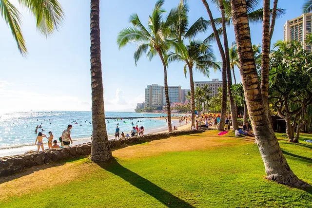 Waikiki Family Walking Tour - Image 6