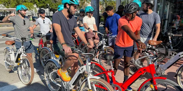 Miami Beach Electric Bike Tour - Image 6