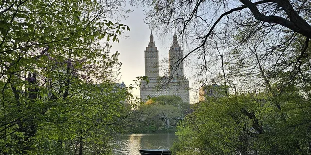 New York Central Park Nature and Movie Tour - Image 2