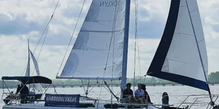 Brooklyn Sailboat Cruise
