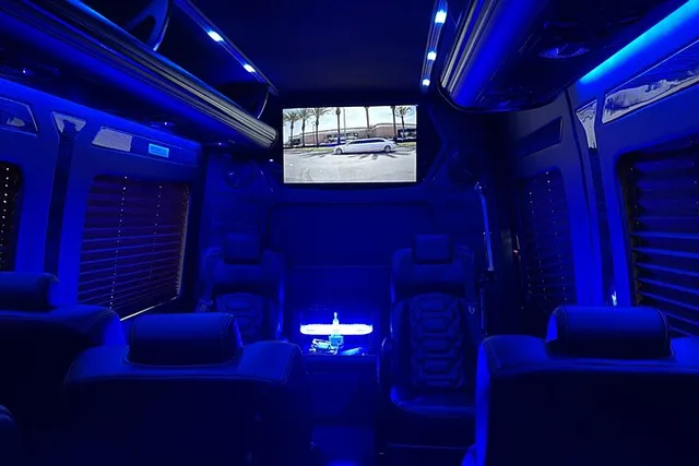 Napa Valley Winery and Vineyard Transportation - Image 5