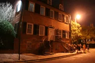 Savannah Pub Crawl and Ghost Tour thumbnail 3