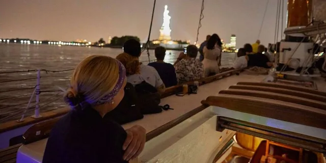New York City Schooner Lights Sail - Image 6