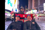 New York Holiday Lights Horse Carriage Ride thumbnail 2