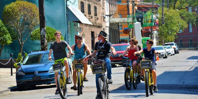 New Orleans Guided Bike Tour - Image 1
