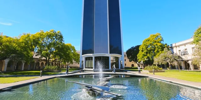 Pasadena Caltech Guided Campus Tour - Image 3