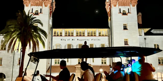St. Augustine Nights of Lights Electric Cart Tour - Image 4