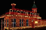 Smoky Mountain Holiday Light Tour thumbnail 4