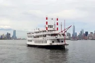New York City New Year's Eve Yacht Party thumbnail 1