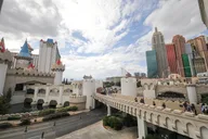 Las Vegas and Grand Canyon Tour from Los Angeles thumbnail 5