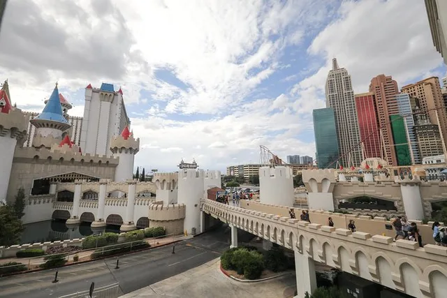 Las Vegas and Grand Canyon Tour from Los Angeles - Image 5