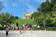 Washington DC Guided Tour in Spanish 4 hr thumbnail 4