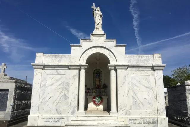 New Orleans Cemetery Walking Tour - Image 5