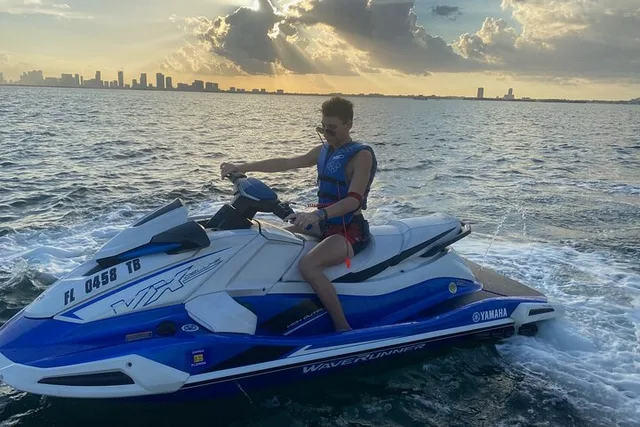 Key West Jet Ski Ride 90 Min - Image 1