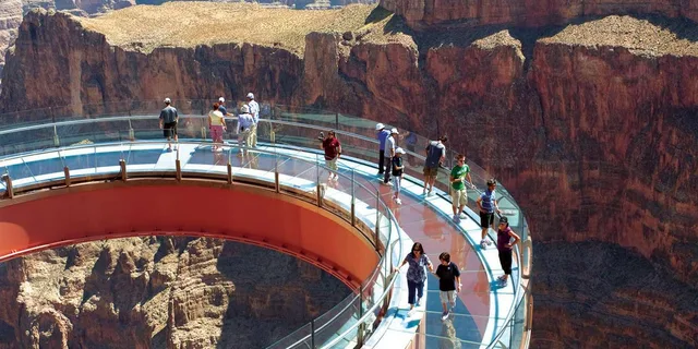 Las Vegas Grand Canyon Helicopter Tour - Image 4