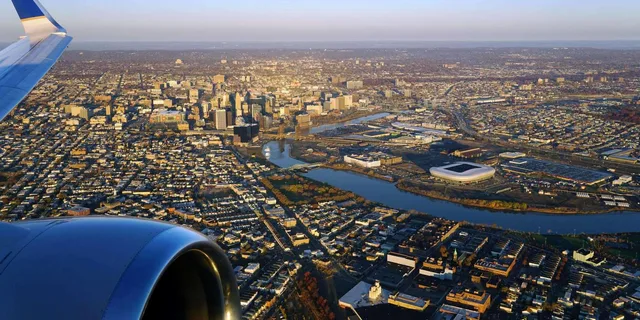 Newark Airport Private Transfer to Manhattan - Image 6