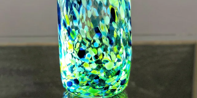 Maui Glassblowing Lesson - Image 1