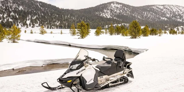 Lake Tahoe Snowmobile Tour with Scenic Views - Image 5