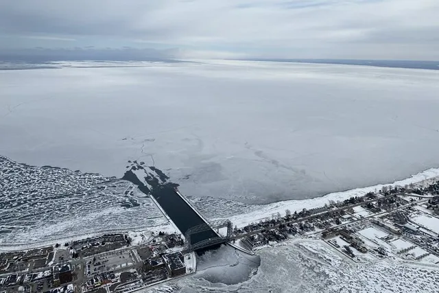Duluth Helicopter Tour - Image 4