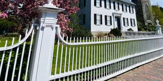 Salem History and Hauntings Walking Tour 2 hr