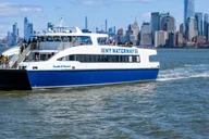 New York City Hudson & East Rivers Guided Cruise thumbnail 5