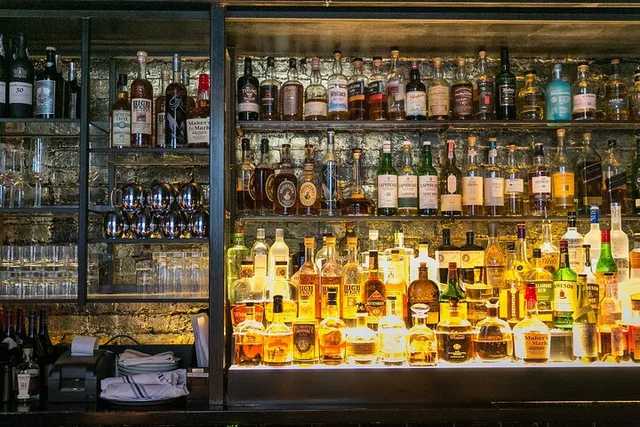 Denver Cocktail Tour - Image 4