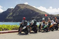 Honolulu Moped Rental for the Day thumbnail 5