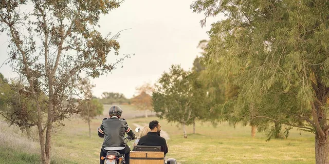 Paso Robles Sidecar Wine Adventure at Sunset - Image 2