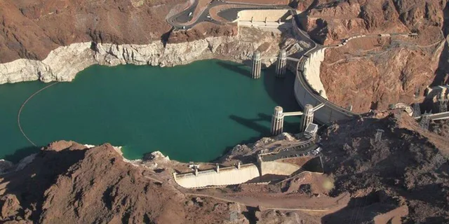 Las Vegas Hoover Dam and Red Rock Canyon Tour - Image 2