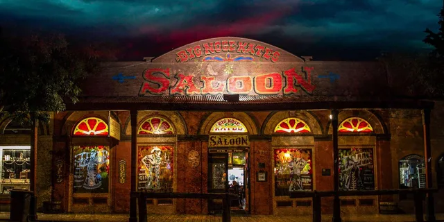 Tombstone Ghost and Gunslinger Tour - Image 1
