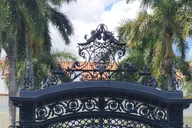 Miami Palm Beach Tour with Flagler Museum thumbnail 1