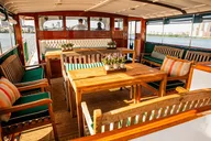 New York Fall Foliage Yacht Cruise thumbnail 1
