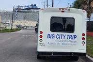 Houston Shuttle Transfer thumbnail 1