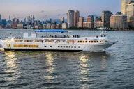 New York City Fall Foliage Cruise thumbnail 3