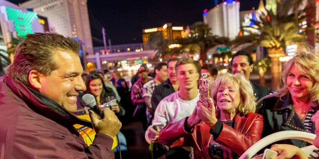 Miami Open-top Bus Night Tour - Image 3